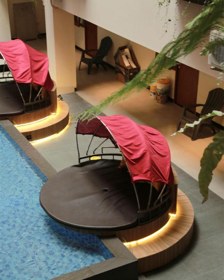 Class Premium Guest House Kasri ภายนอก รูปภาพ