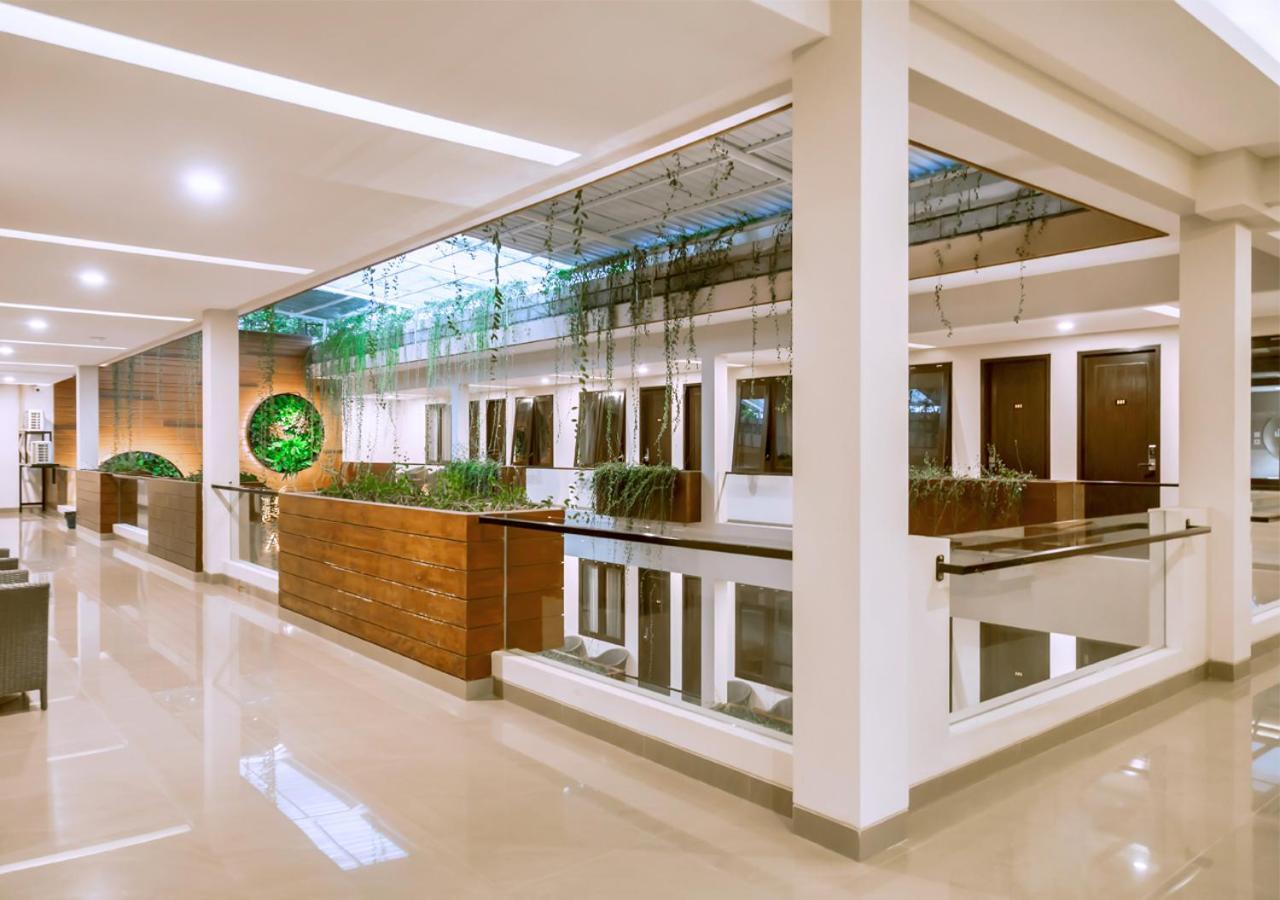 Class Premium Guest House Kasri ภายนอก รูปภาพ