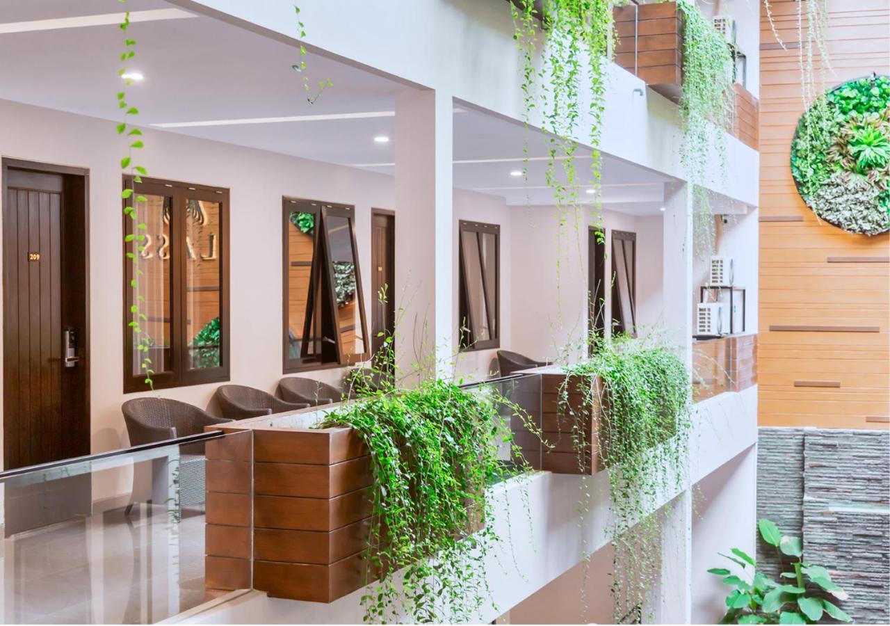 Class Premium Guest House Kasri ภายนอก รูปภาพ