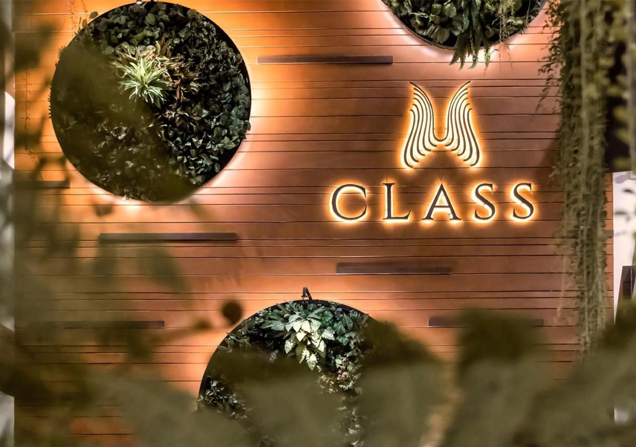 Class Premium Guest House Kasri ภายนอก รูปภาพ